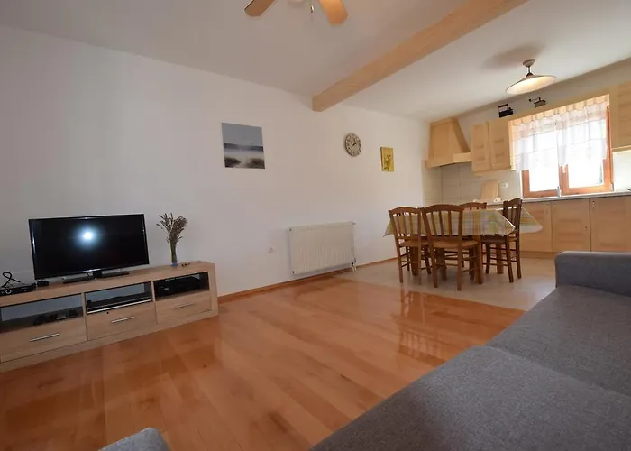 Apartment Stela