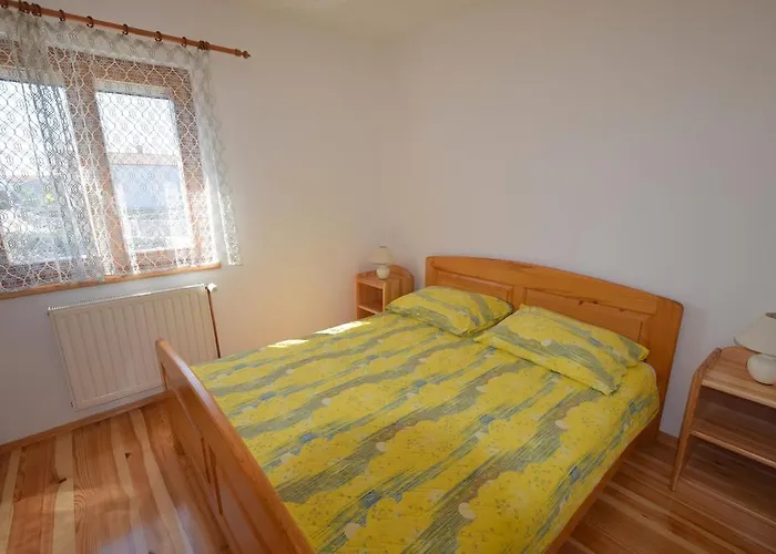Apartment Stela